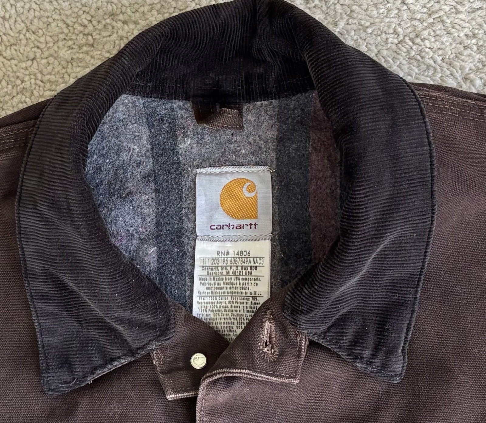 Vintage Carhartt C02 Chore Barn Jacket – Men’s Large Regular – Field Brown Duck Blanket Lined