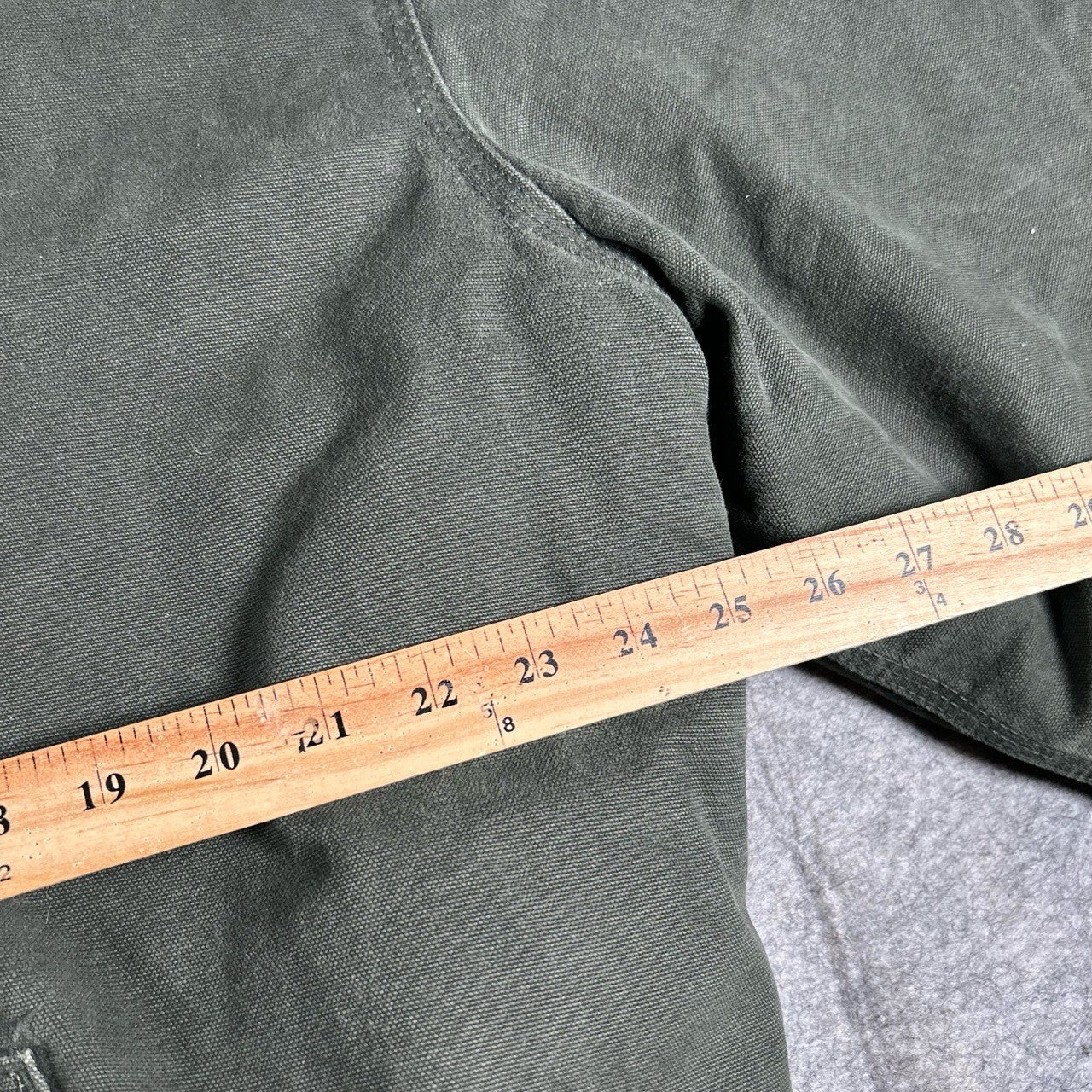 Vintage Carhartt J130 MOS Hooded Jacket – Men’s XL Tall Faded Green Canvas Workwear