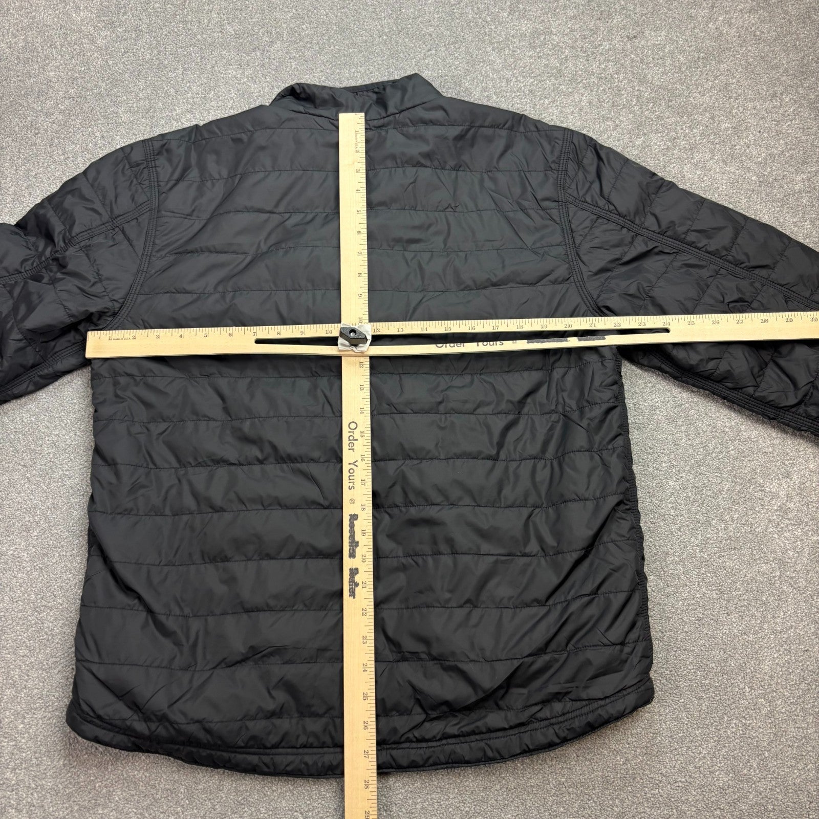 Carhartt Men’s Rain Defender Lightweight Puffer Jacket – Black | Lined (Size M)