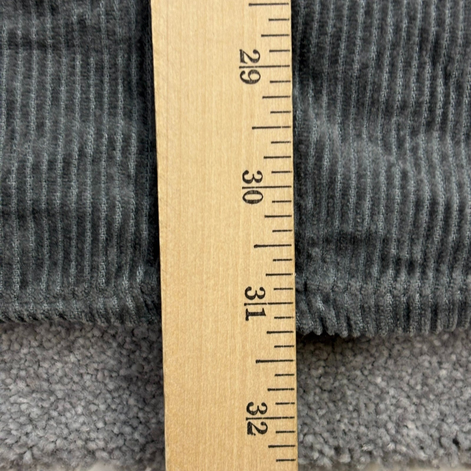 Carhartt WIP Corduroy Overshirt Shacket – Men’s Medium, Grey Utility Chore Jacket