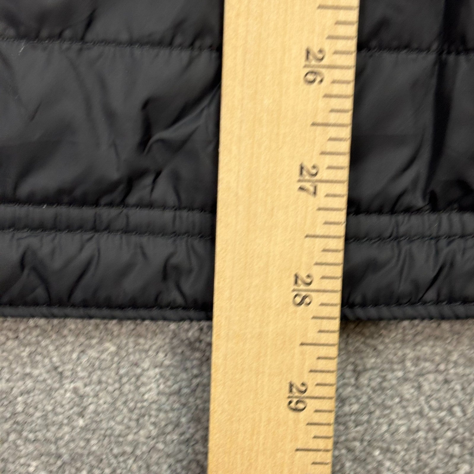 Carhartt Men’s Rain Defender Puffer Jacket – Black | Lightweight Lined (Size L)